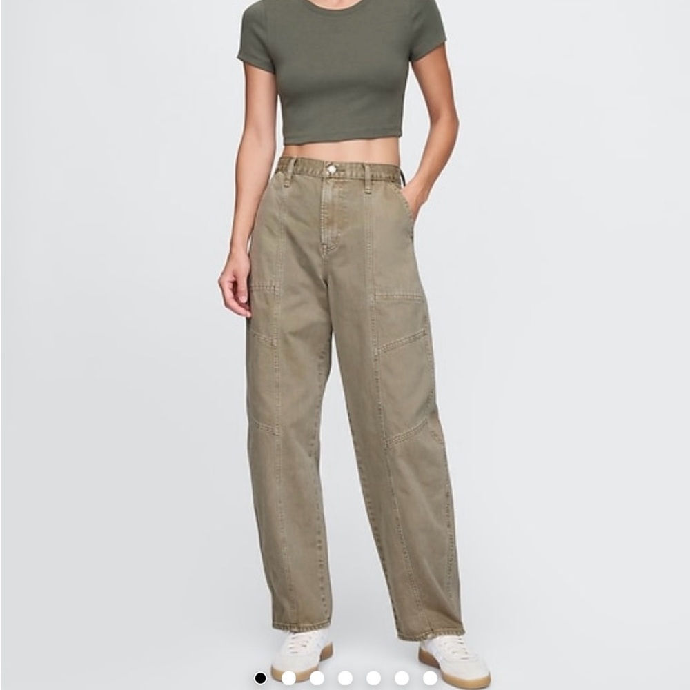 Women's high rise barrel jeans